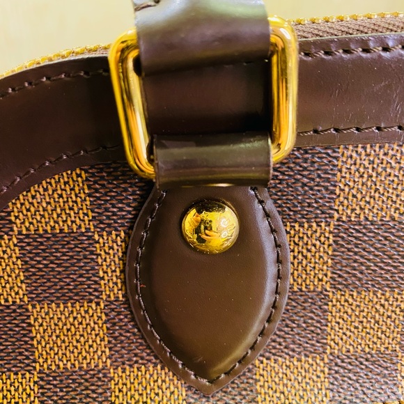 Louis Vuitton Trevi shoulder bag in Damier brown Ebene canvas. - Picture 6 of 14